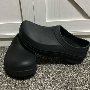 Tredsafe Unisex Caspian Slip Resistant Shoes